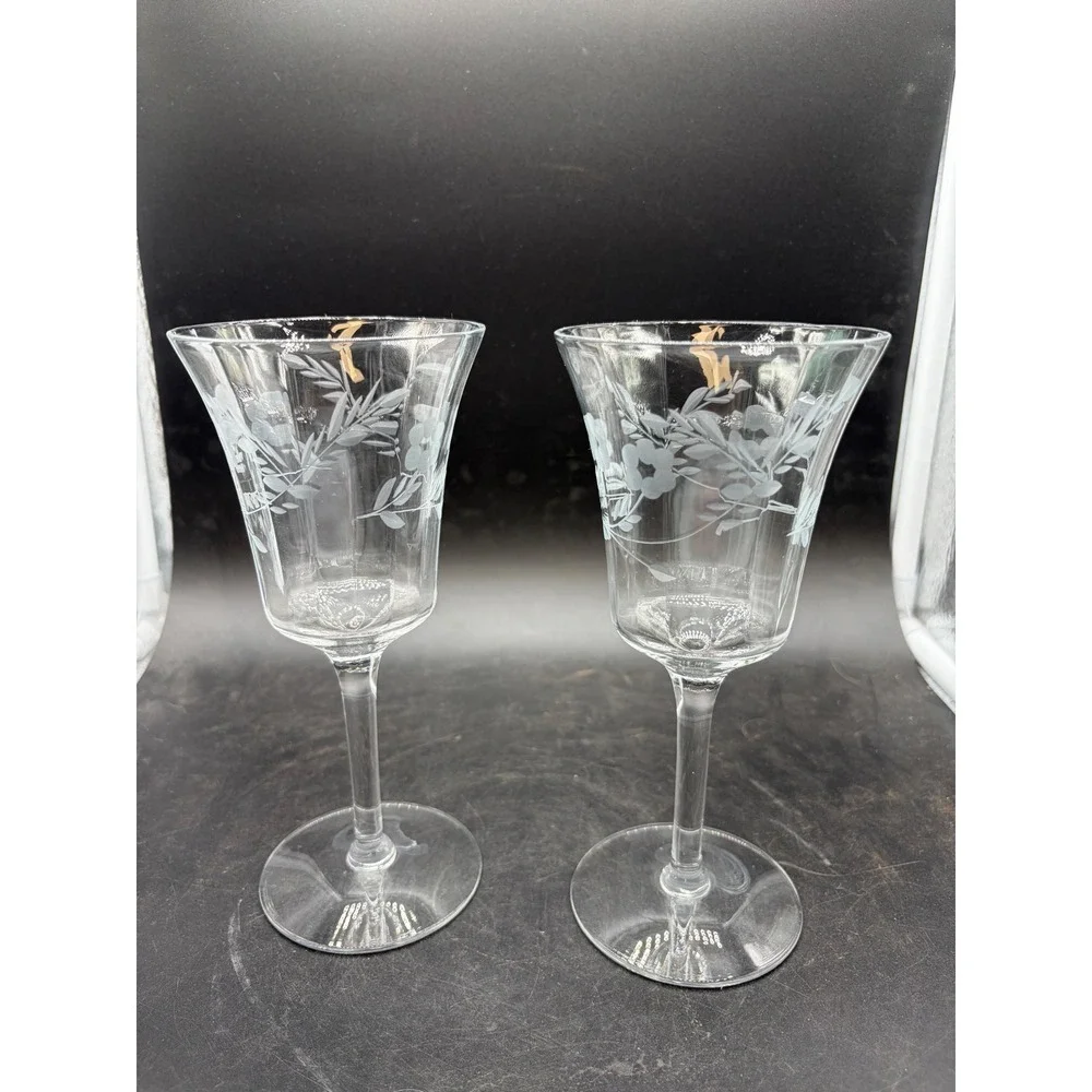 Vintage Etched Floral Crystal Wine Glasses‎ Set of 2 Clear Stemware Leaf Pattern